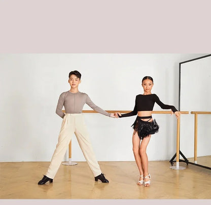 Conjunto de dança latina juvenil – top + saia com franjas