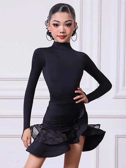 Vestido Infantil de Dança Latina com Gola Alta e Babado