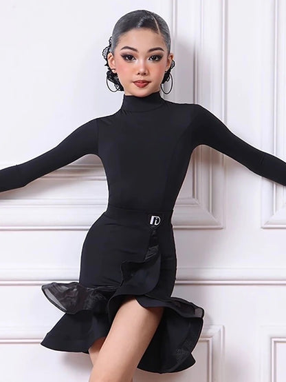 Vestido Infantil de Dança Latina com Gola Alta e Babado